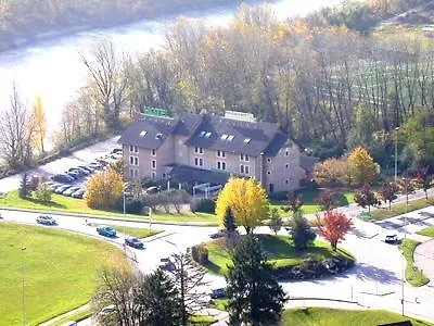 Hotel La Cle Des Champs Montmélian