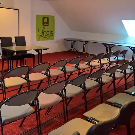 Hotel La Cle Des Champs 3*