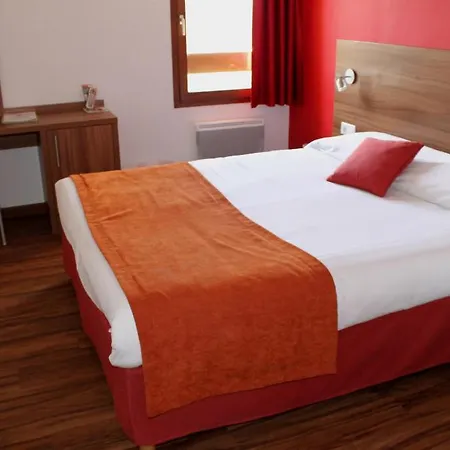 La Cle Des Champs Hotel 3*
